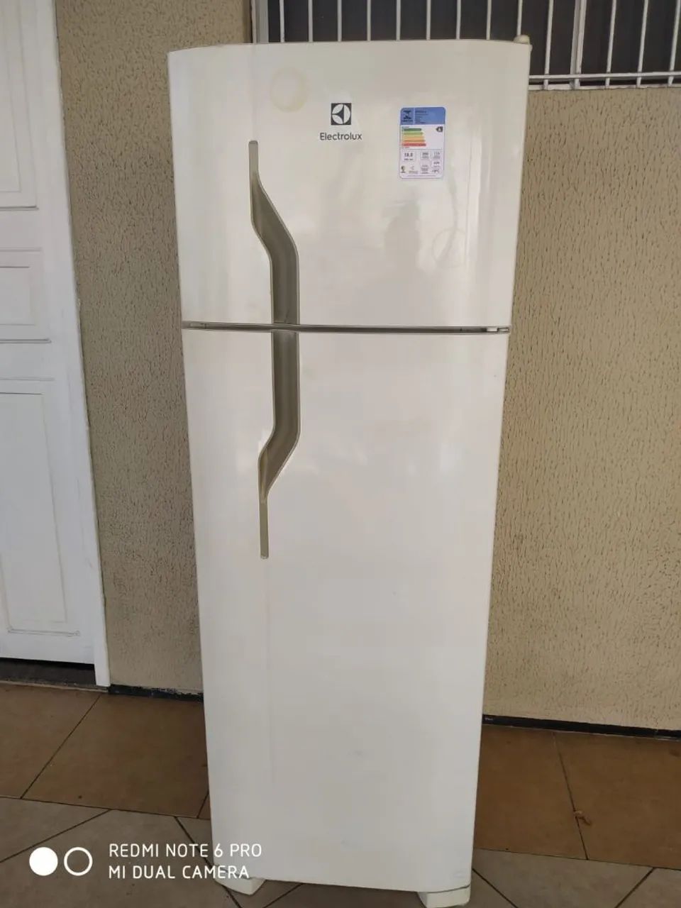 Geladeira Electrolux modelo Cycle Defrost