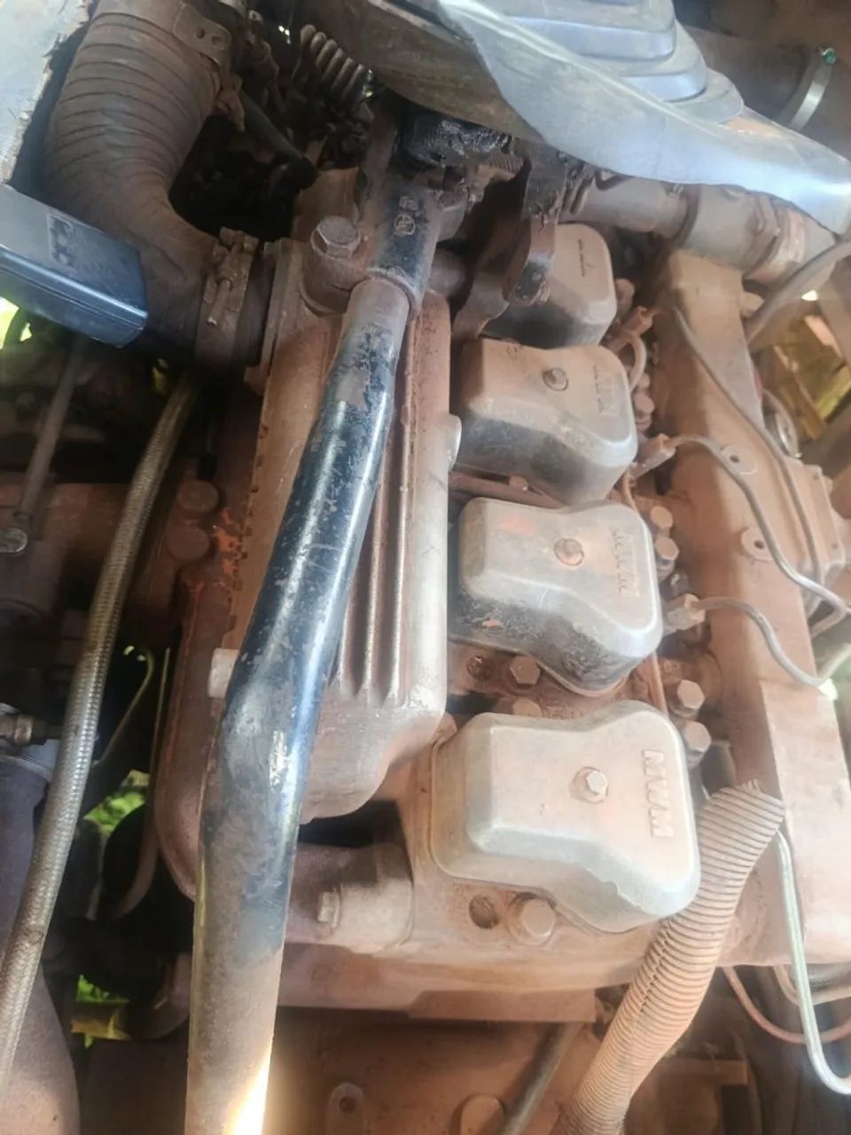 Motor mwm 4cilindros. 
