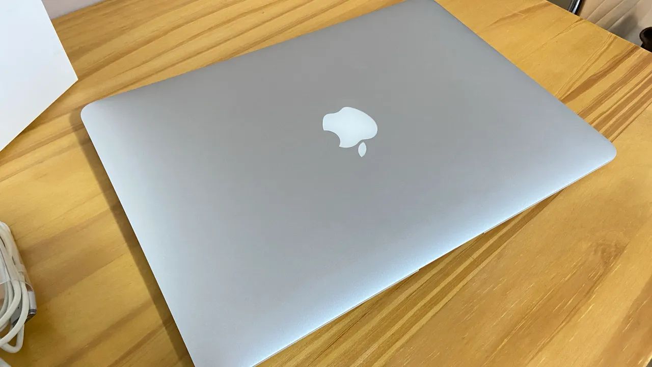 MacBook Air 13 polegadas 2015 - i5 8GB RAM - Bateria 100% - Completo na Caixa - Foto 4