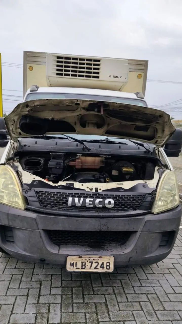 Iveco Daily com baú térmico e Thermoking V400 - Foto 3
