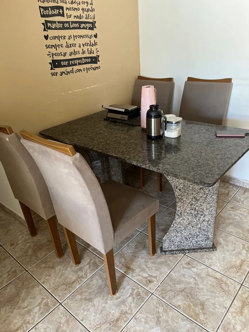 Vende se