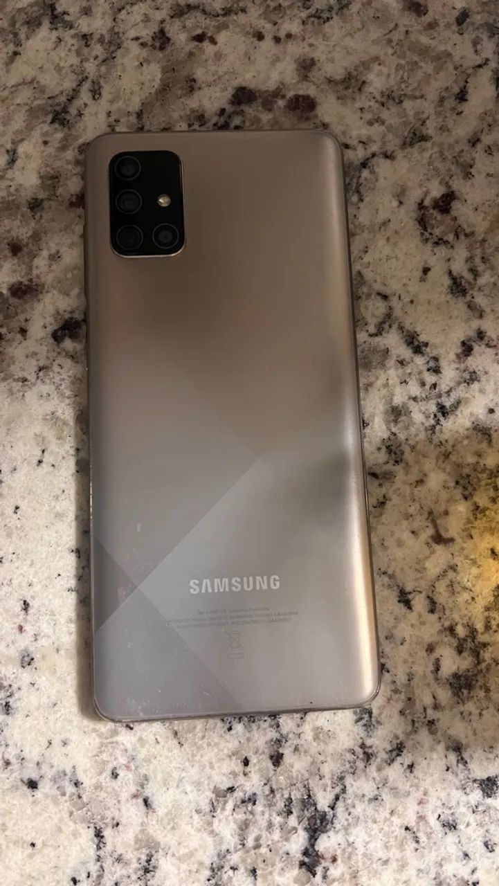 celular samsung A51, em ótimo estado 
