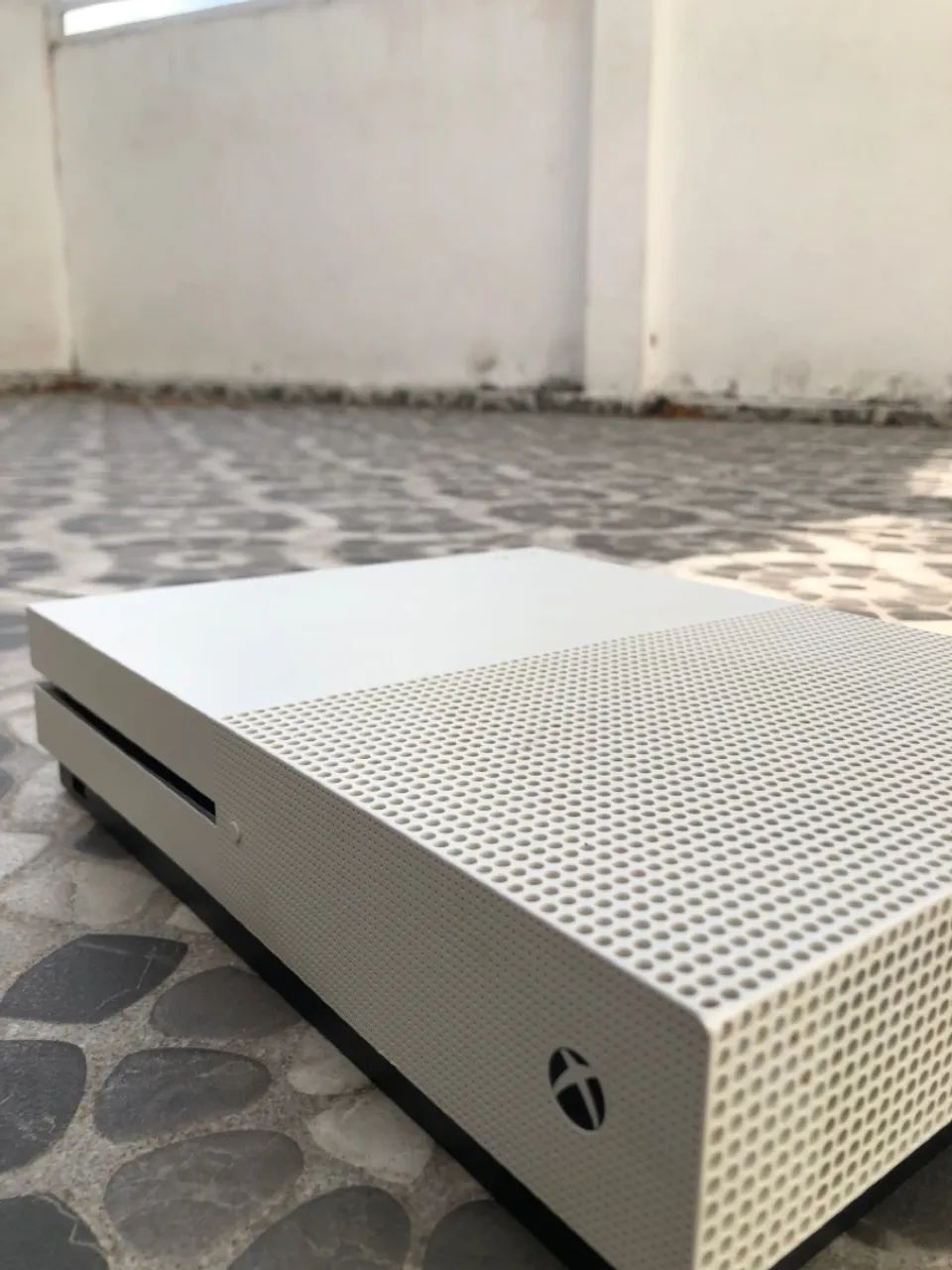 Xbox One S 1TB - Foto 2