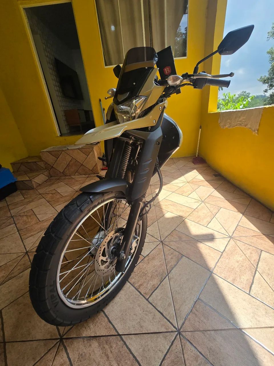 Lander sem detalhes muito nova  - Foto 4