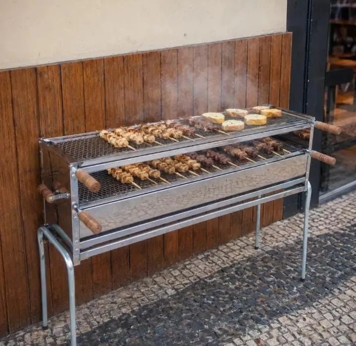 Churrasqueira espetinhos 1.10 de comprimento 