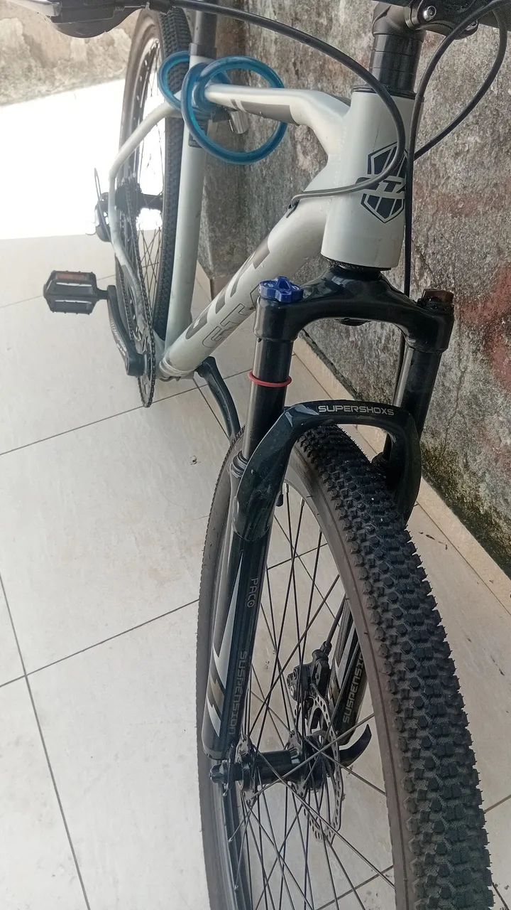 Bicicleta aro 29 com nota fiscal - Foto 4