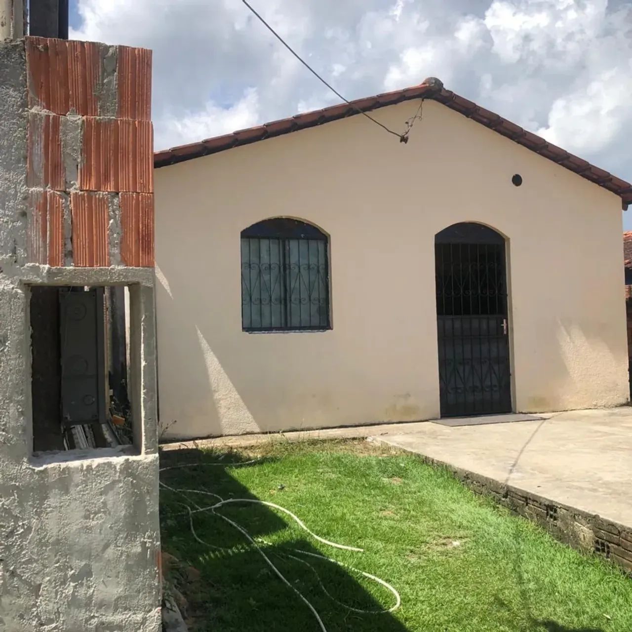 Casa a venda no conjunto orquídea