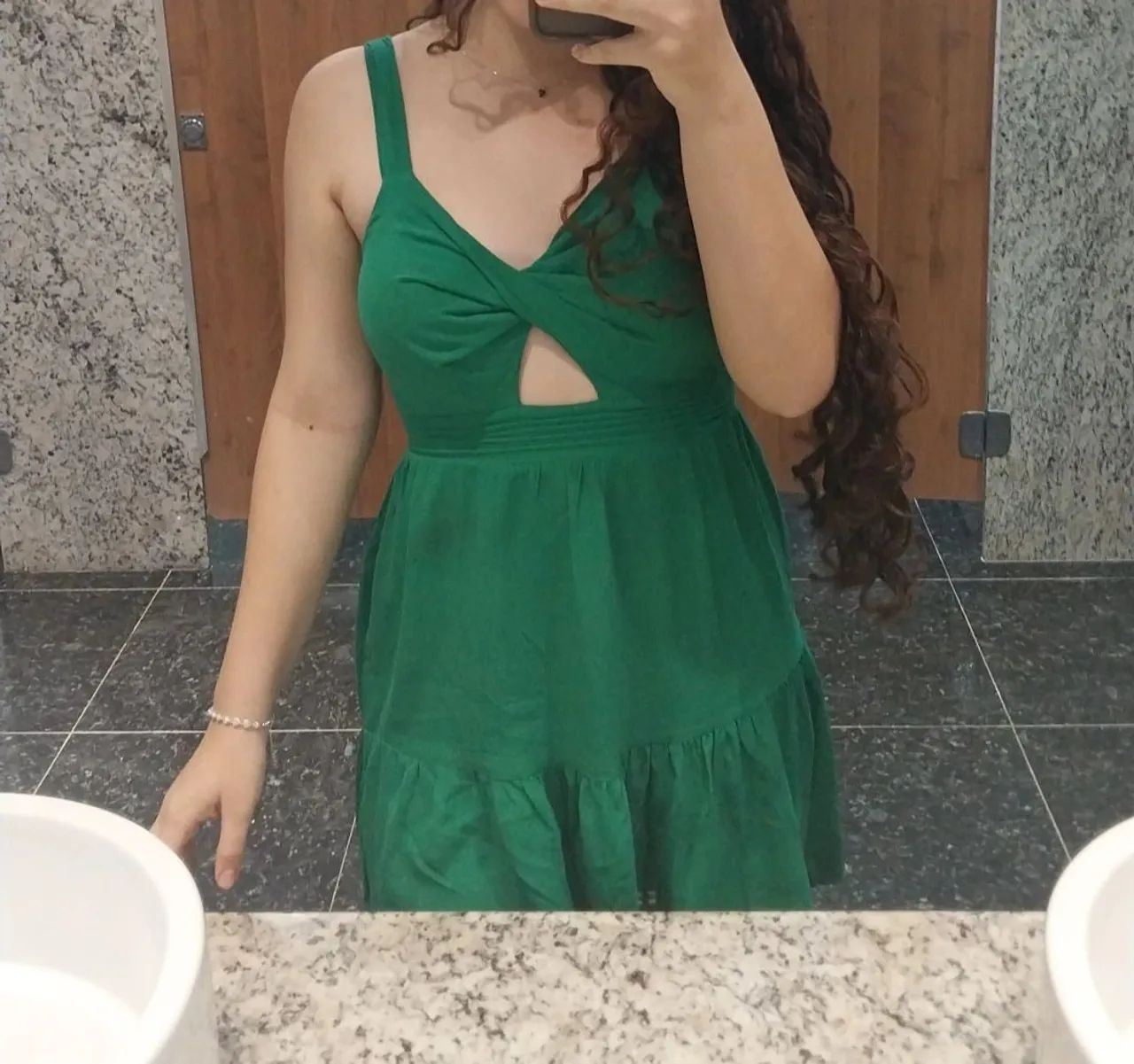 Vende-se vestido verde curto - Foto 3