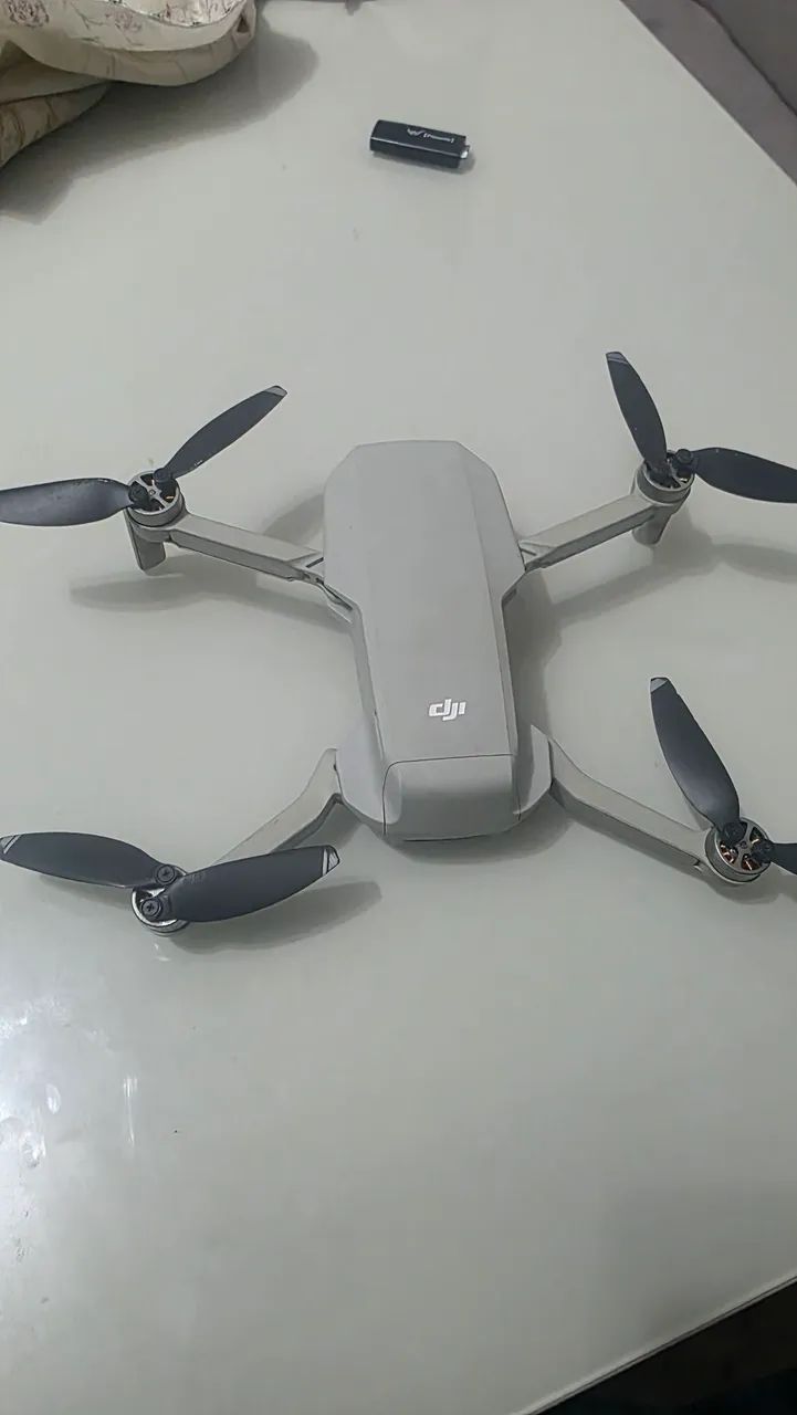 Mavic mini Fly more Combo 3 baterias com protetor de hélices na Caixa  - Foto 2