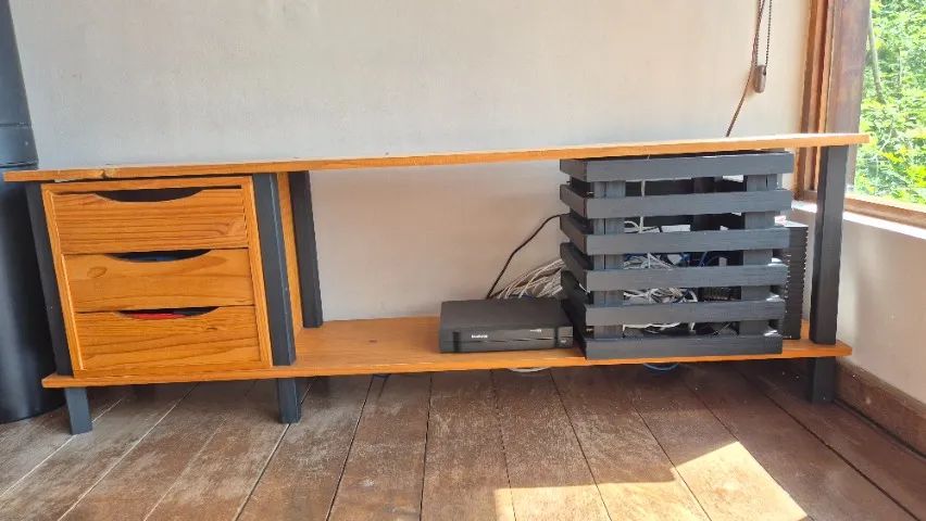 Rack de TV em Madeira - Foto 2