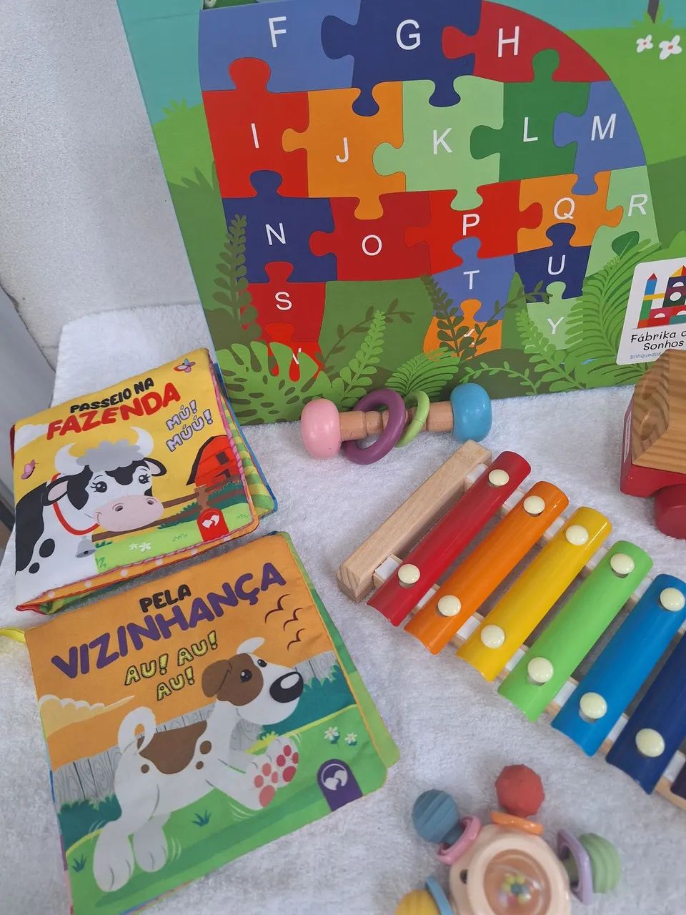 Combo brinquedos de bebê educativos e de madeira  - Foto 3