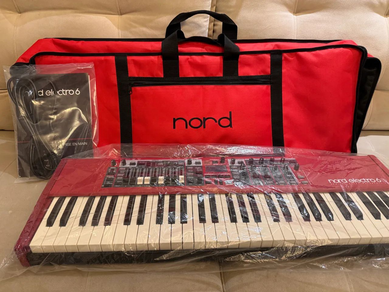 NORD ELECTRO 6D 61 - NOVO ( ZERO )  - Foto 4