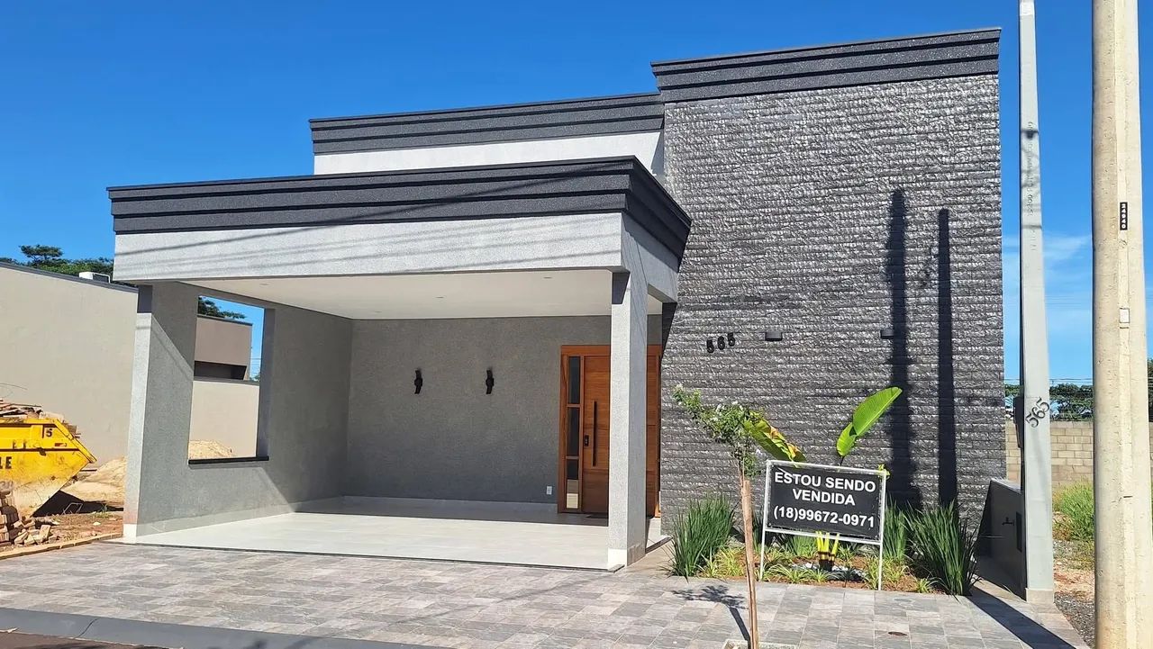 Casa novinha recém construída 