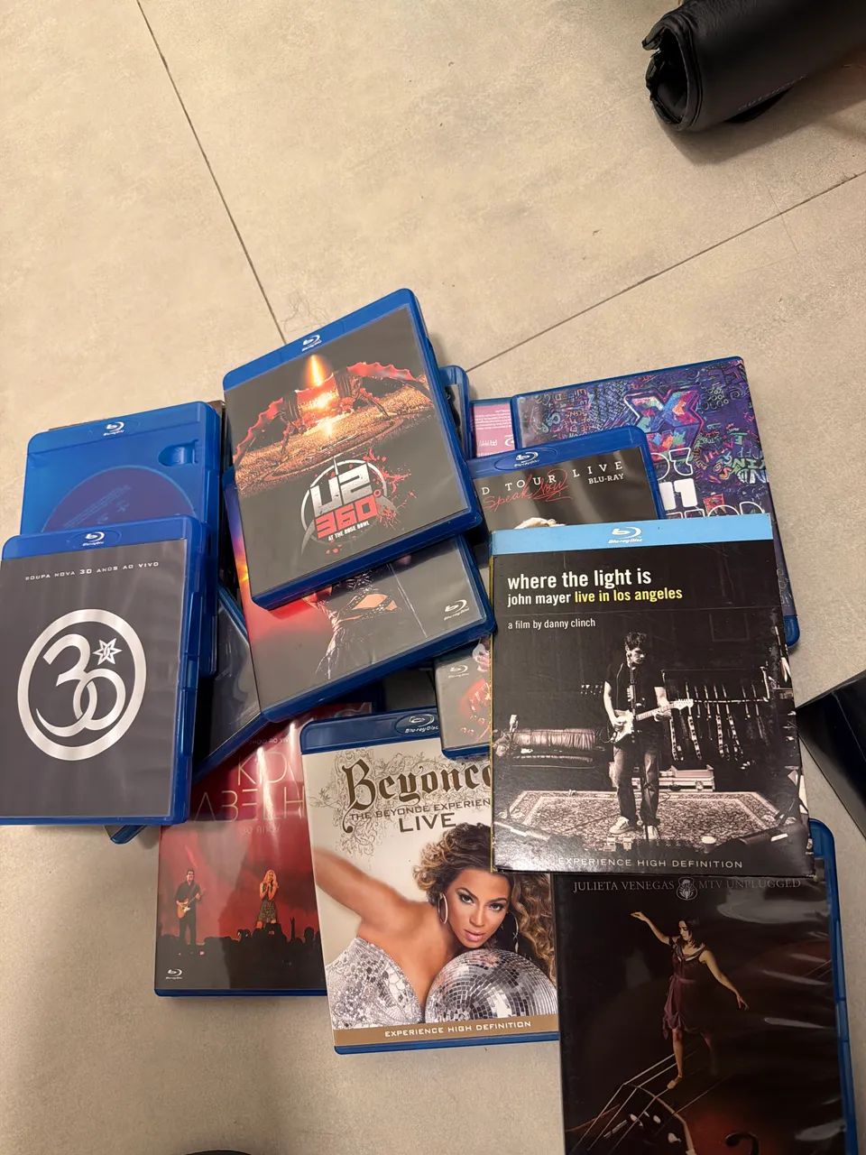 COLEÇÃO DE BLUE RAY MUSICA  - Foto 3