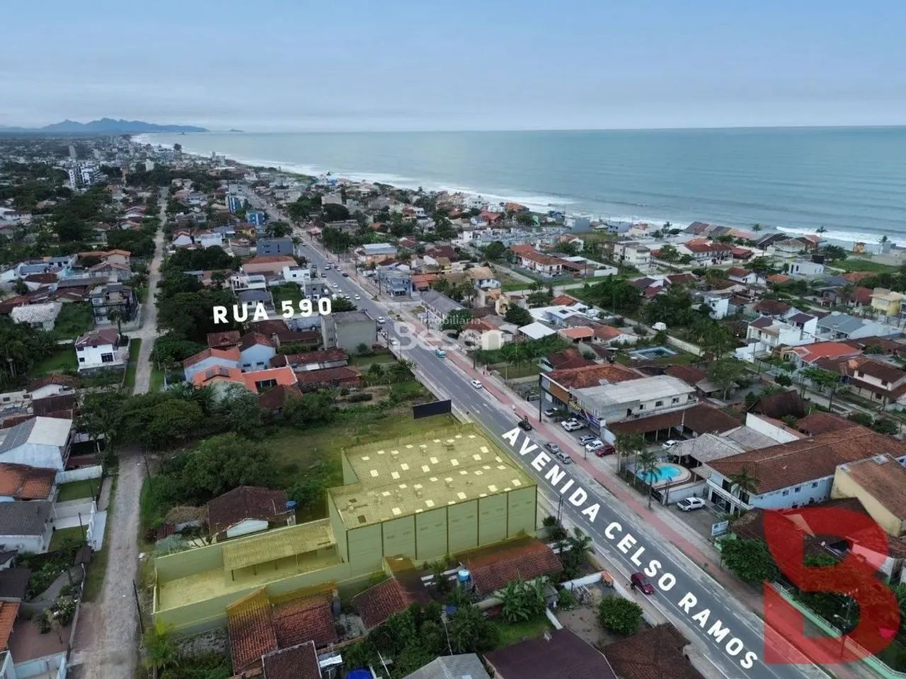 PONTO COMERCIAL E RESIDENCIAL NA AVENIDA CELSO RAMOS - Foto 2