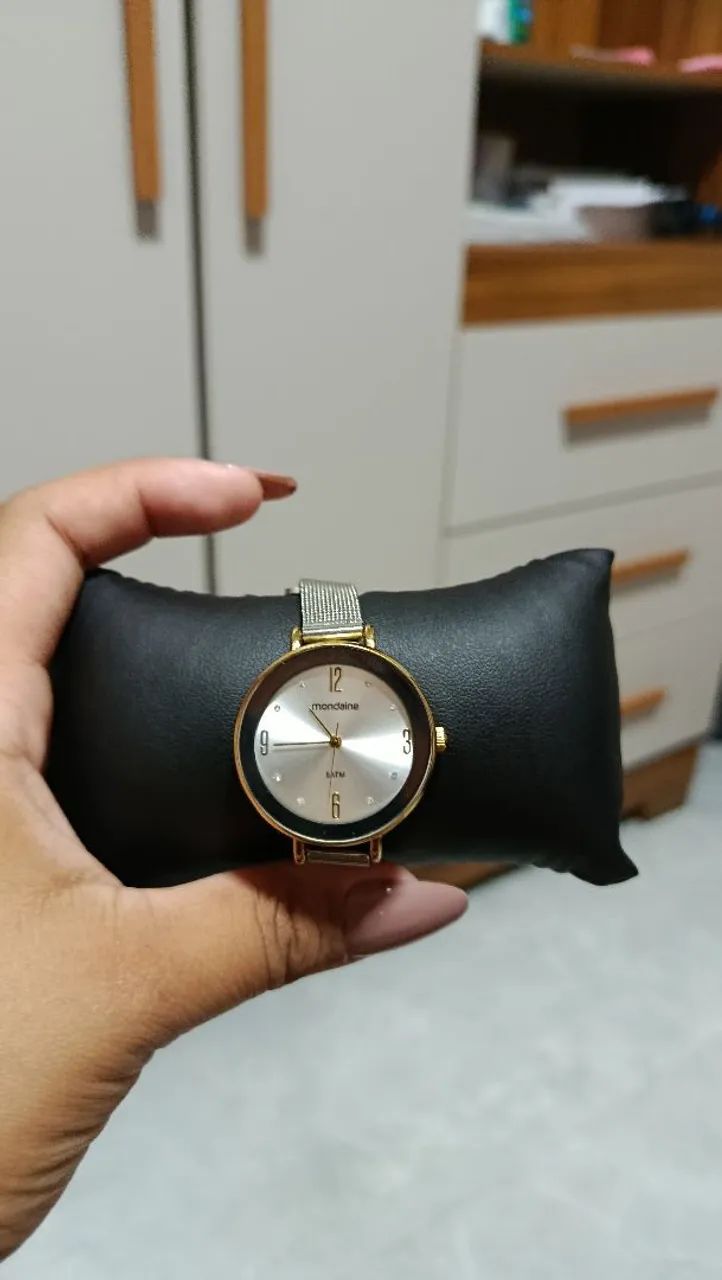 Relógio Mondaine feminino