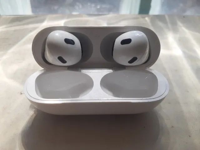 AirPods Pro 3 (sem borrachinha) Original - Fones de Ouvido - Santa