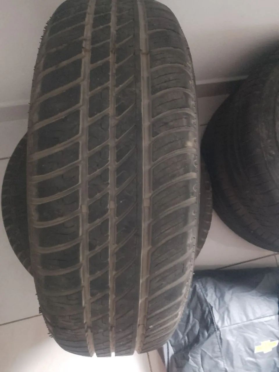 Pneus 175 70 R13 - Foto 4
