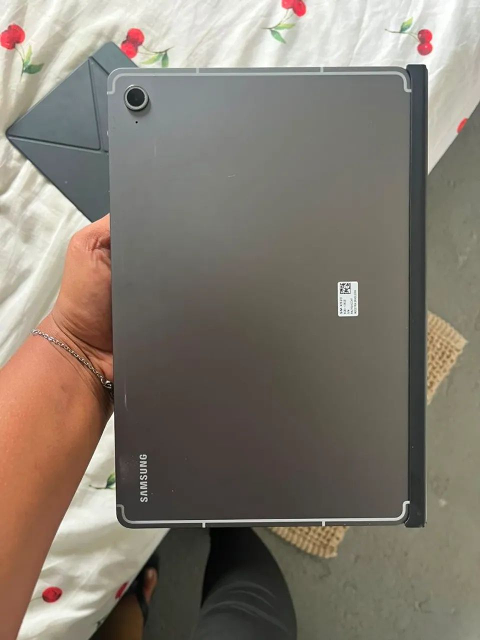 Tablet Samsung S10fe semi novo - Foto 4