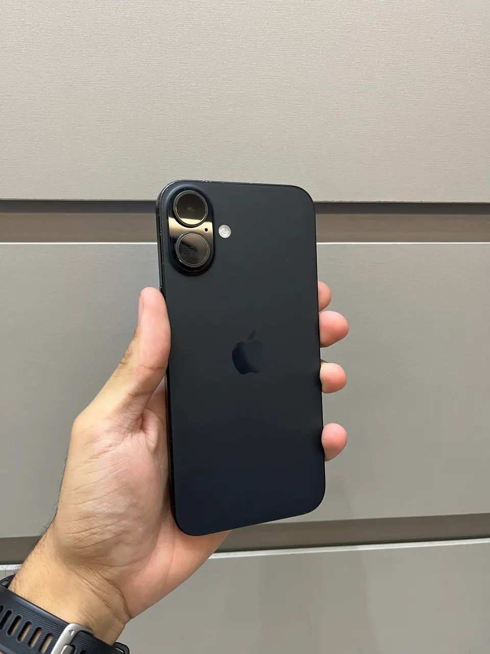 iPhone 16 128GB Conservadíssimo