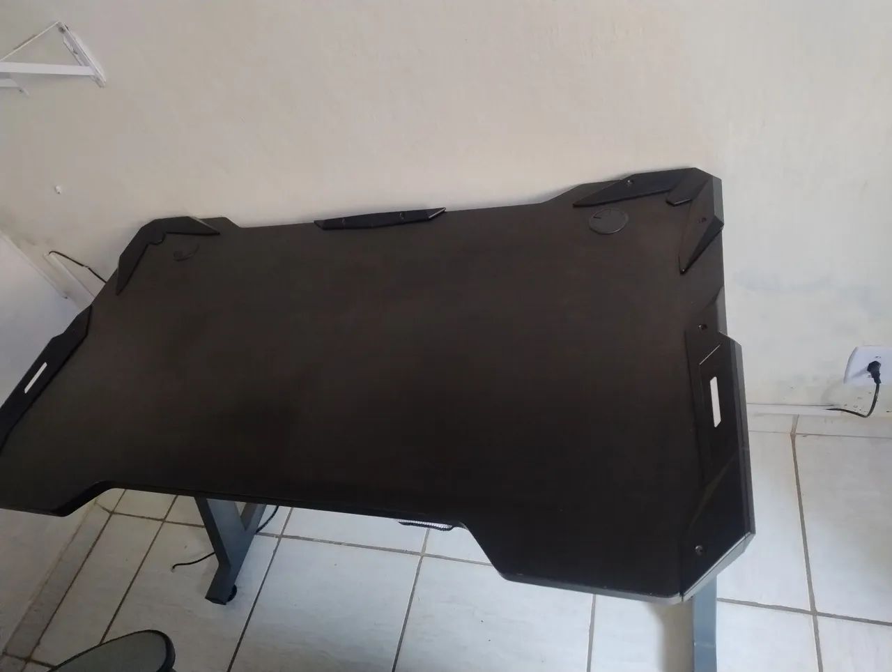 Vendo mesa e cadeira gamer  - Foto 4