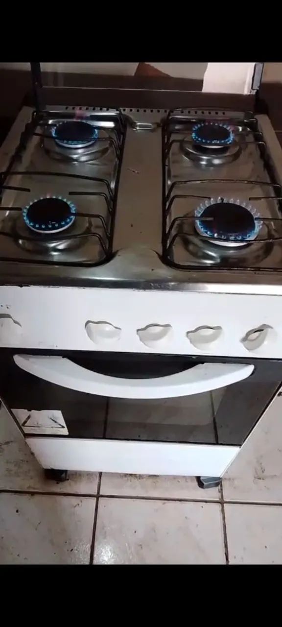 Fogão 4 bocas 
