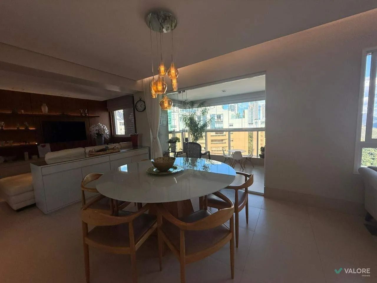 Apartamento 3 suítes com 3 vagas, mobiliado, Vila da Serra  Nova Lima - Foto 5