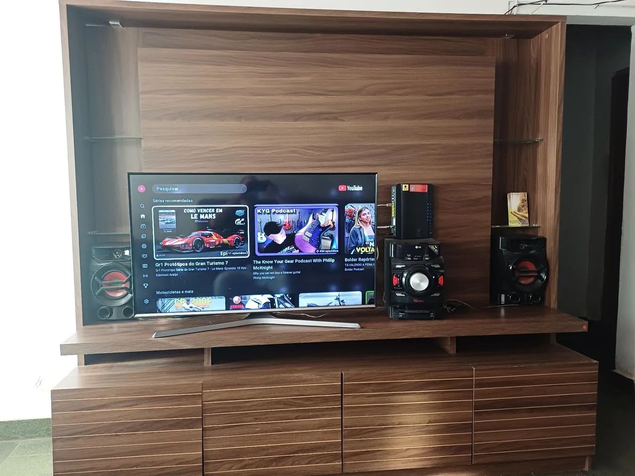 Estante com painel  - Foto 3