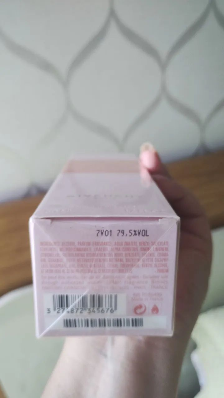 Perfume live, Givenchy 50 ml- lacrado  - Foto 3