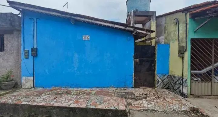  Vende-se uma  Kit-nets em   Marituba