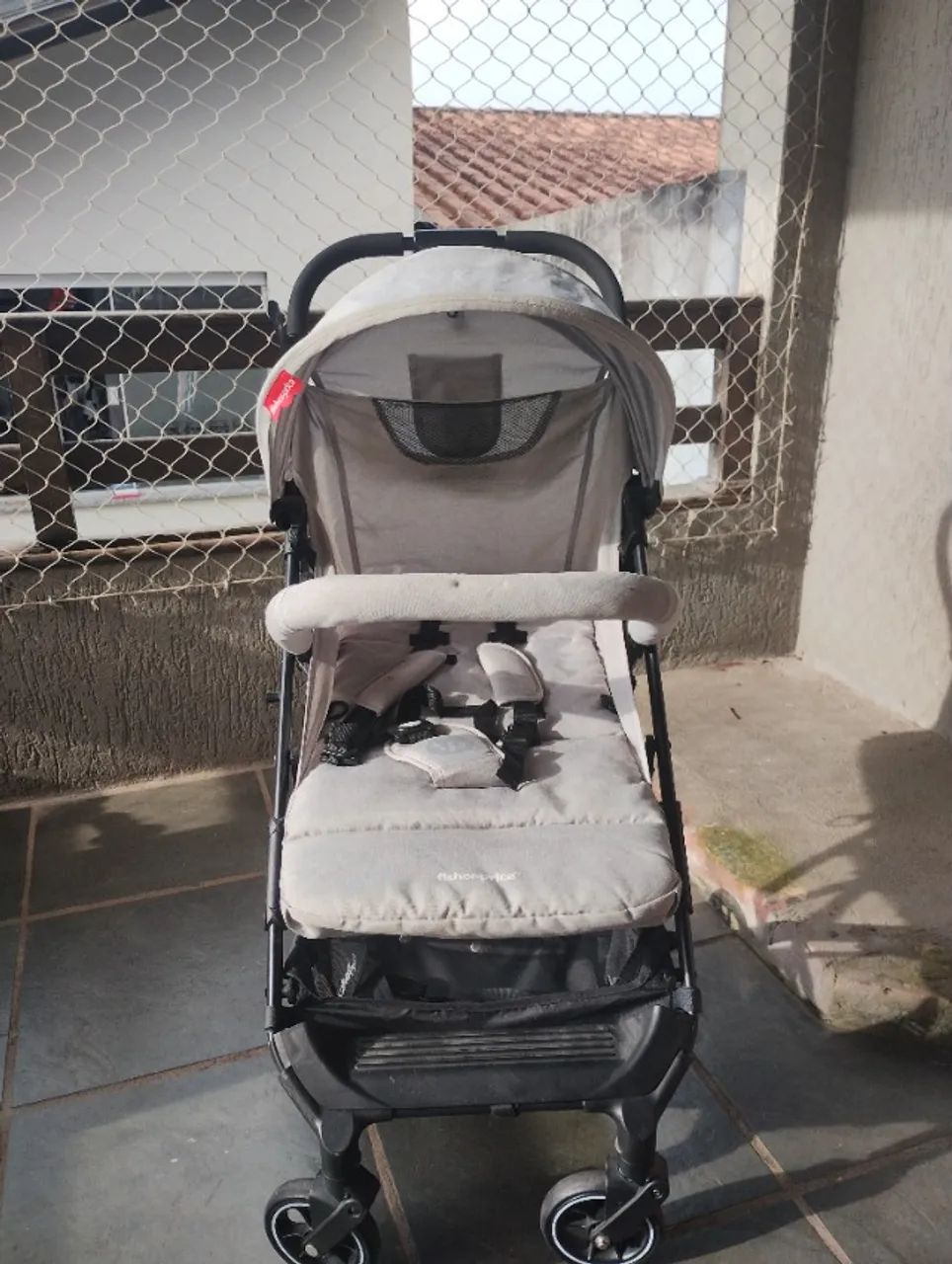 Carrinho de bebê com bebê conforto  - Foto 3