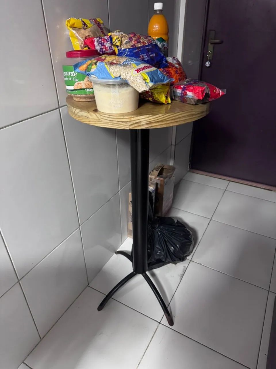 Kit com 4 mesas bistrô  - Foto 5