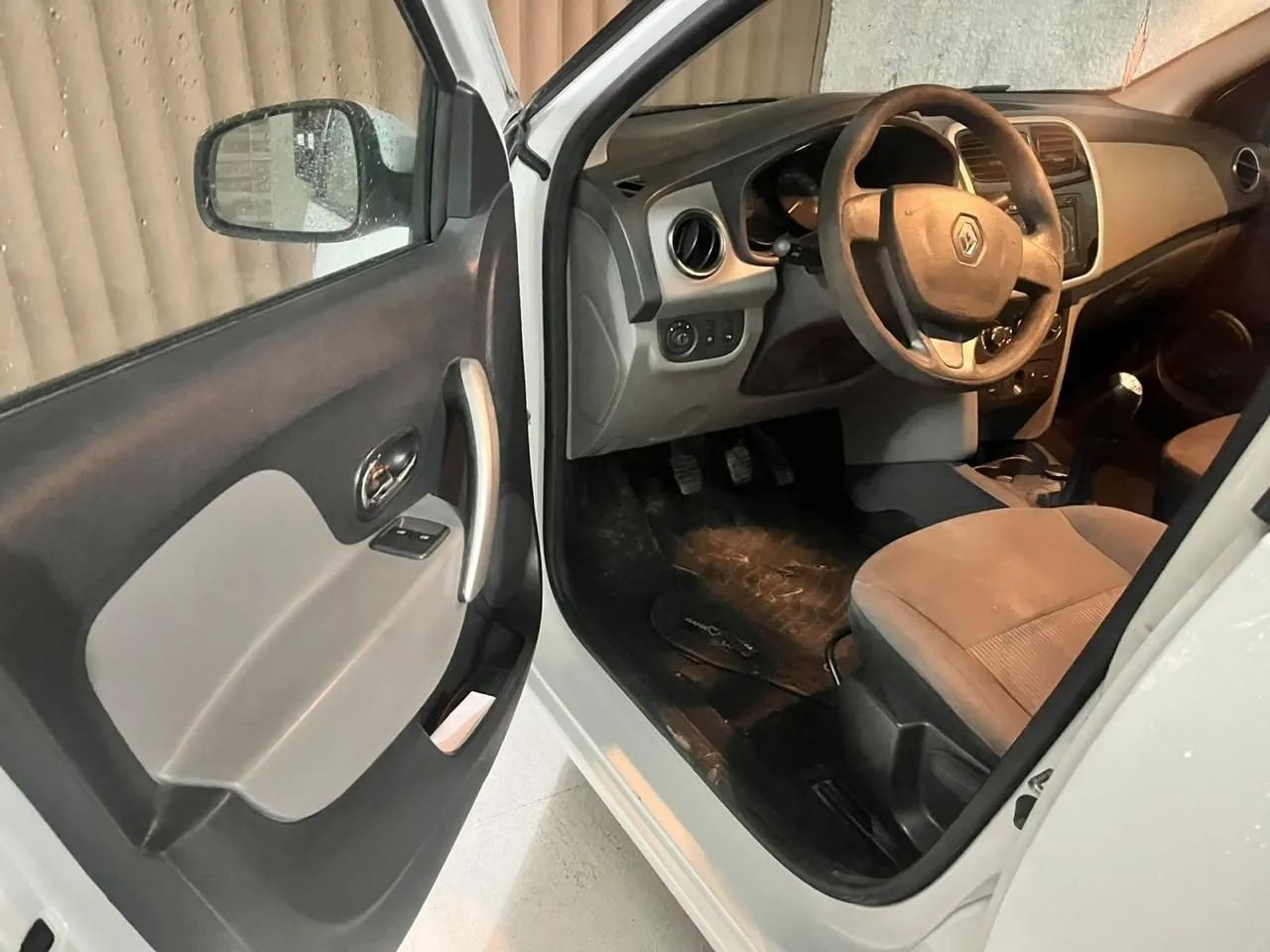Renault Logan Expression Flex 1.6 16V 4P 2020 - Foto 3