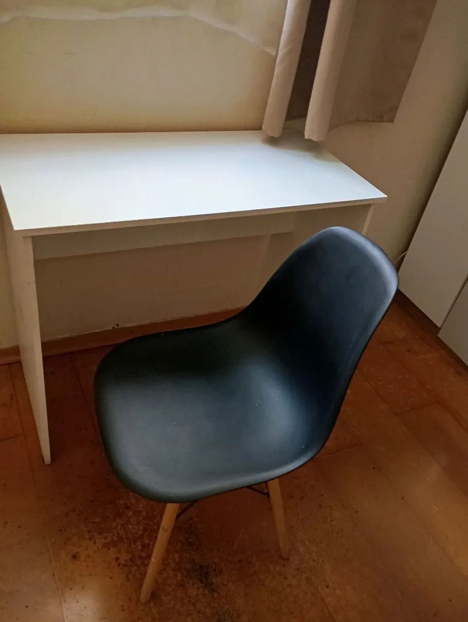 Mesa com cadeira - Foto 4