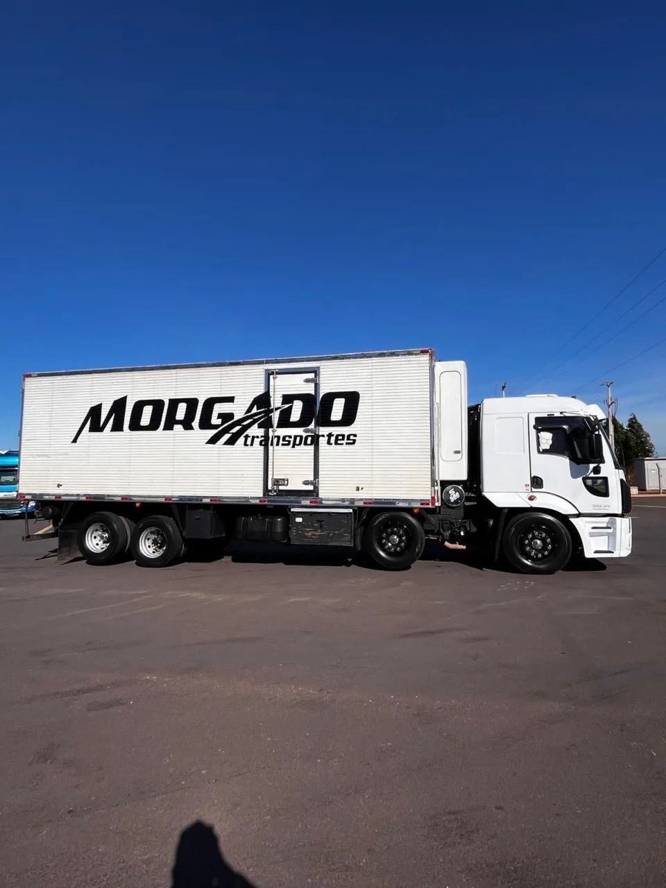 Cargo 3031 automático 8x2 - Foto 3