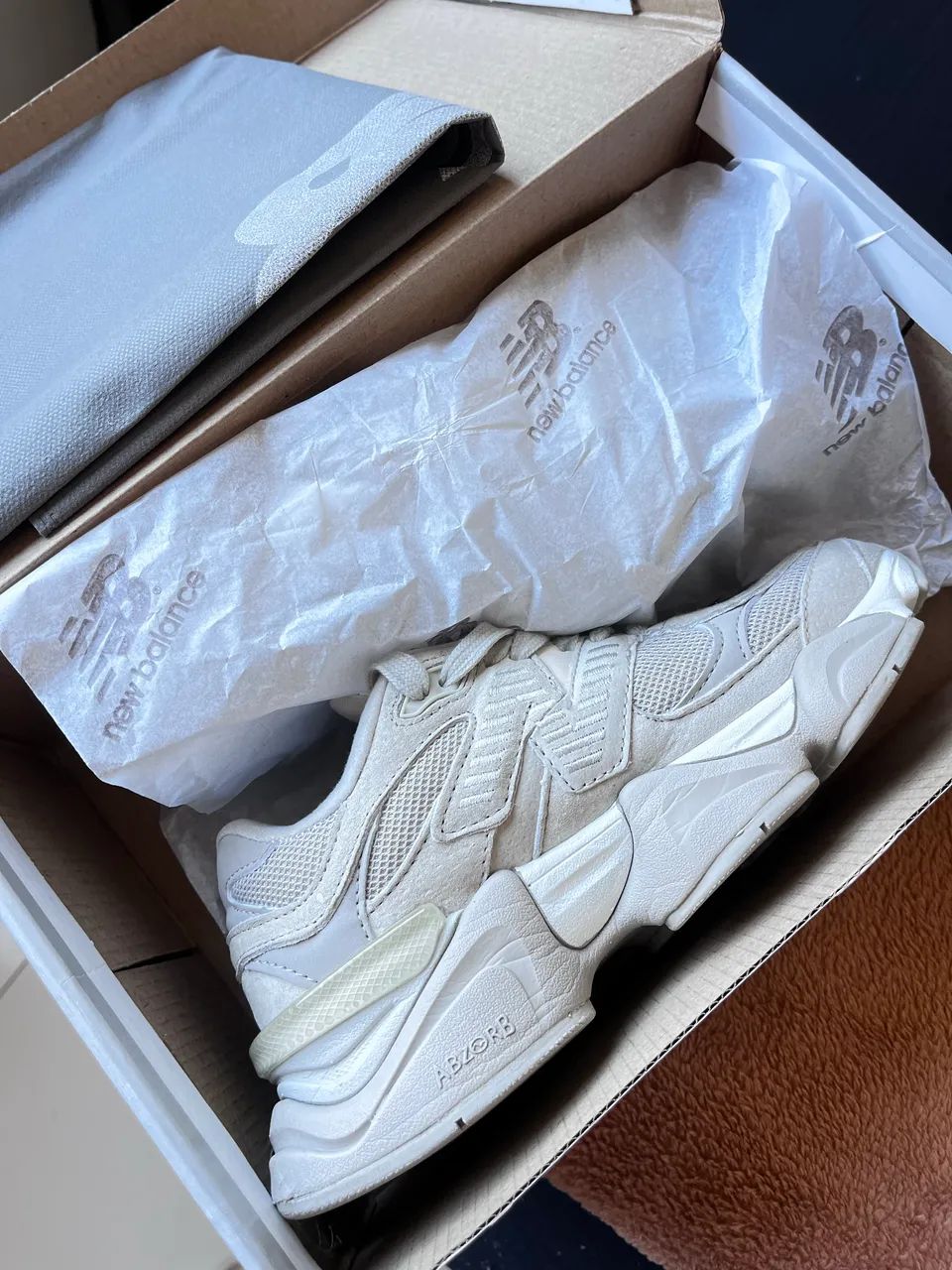 New Balance 9060 - Tam 34 BR - Semi Novo