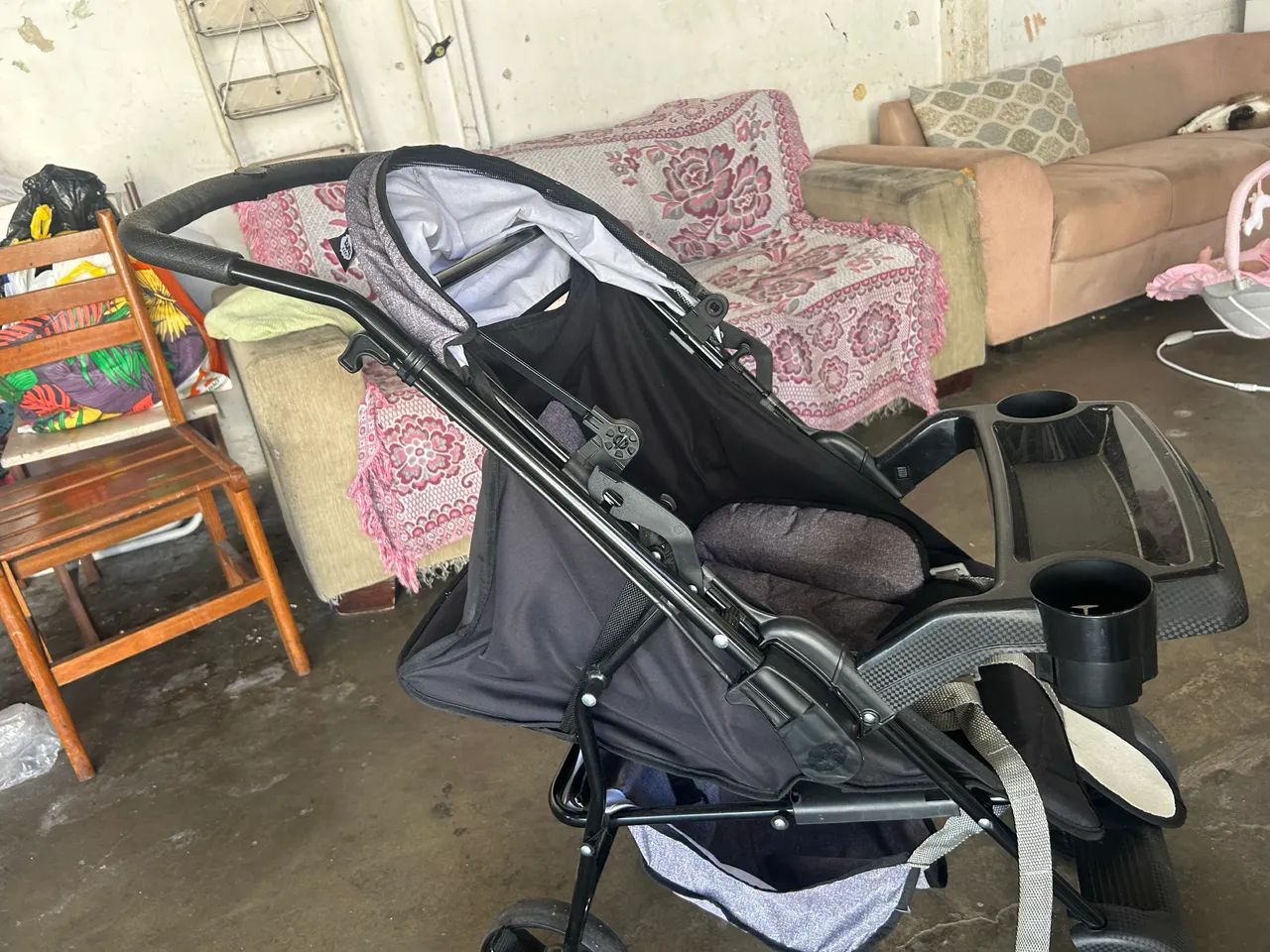 Vendo carrinhos em ótimo estados - Foto 3