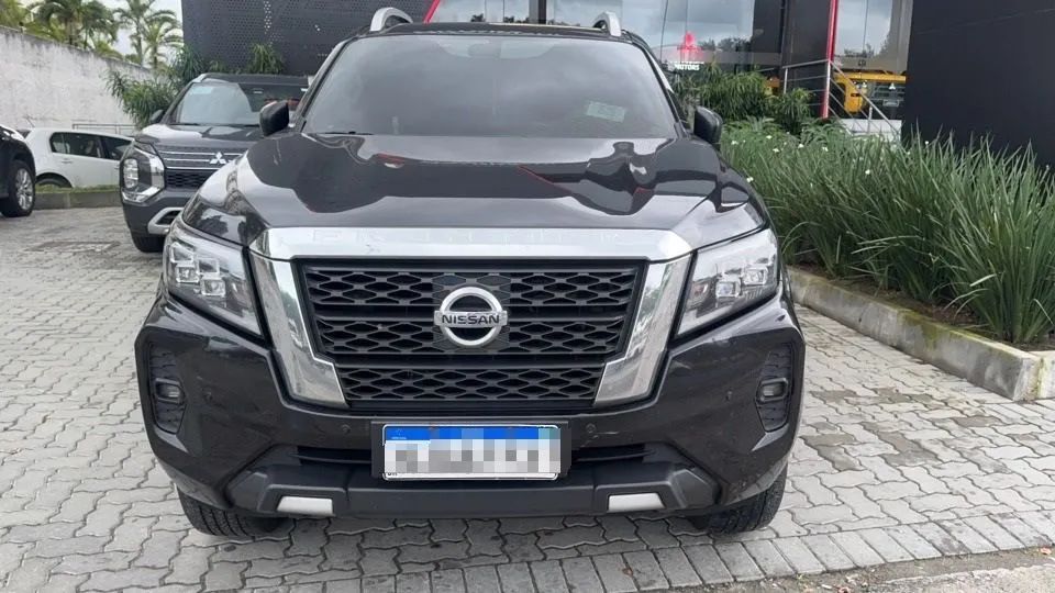 Nissan Frontier 2023
