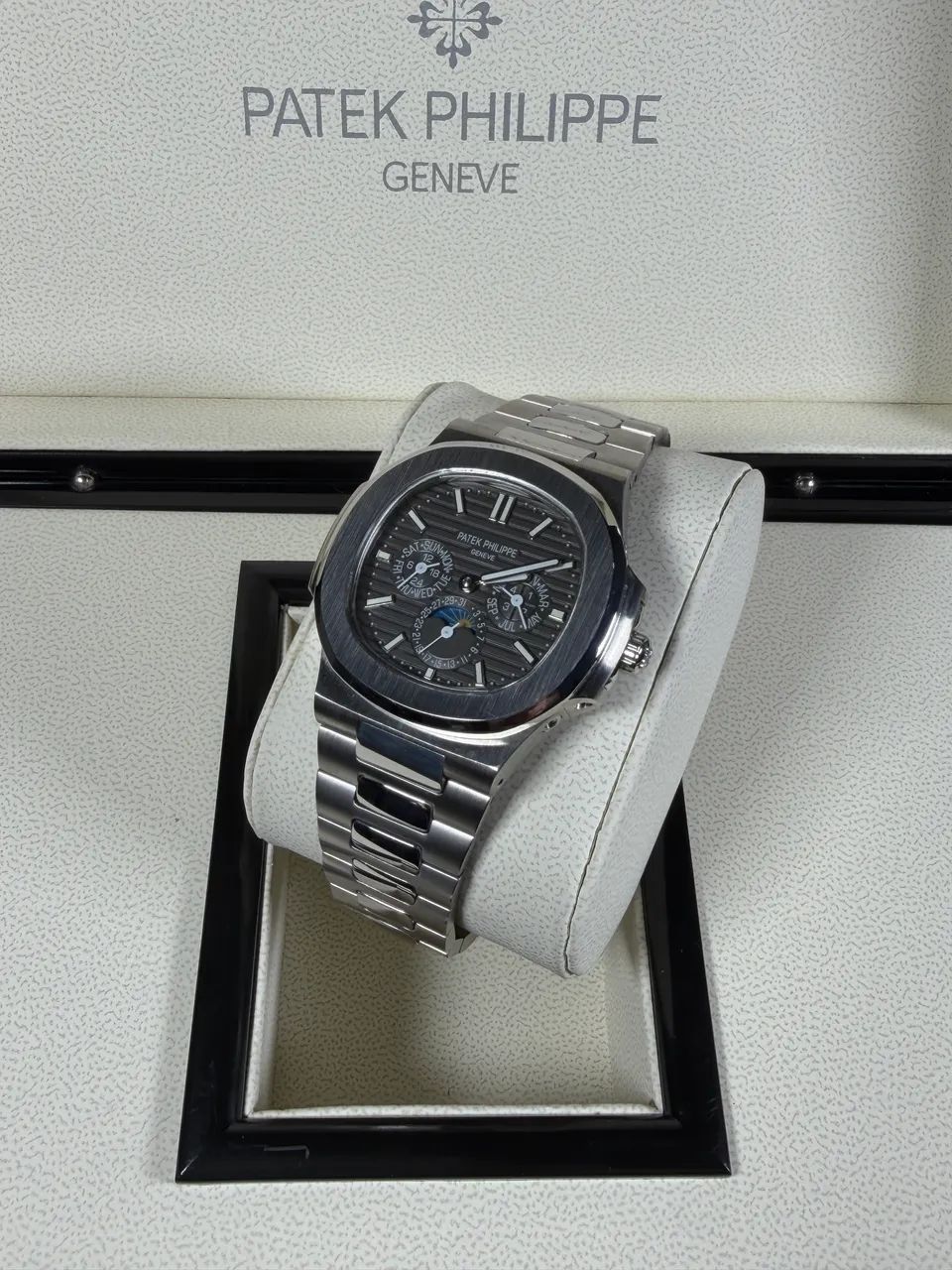 Relógio Patek philipe clone  na caixa PP