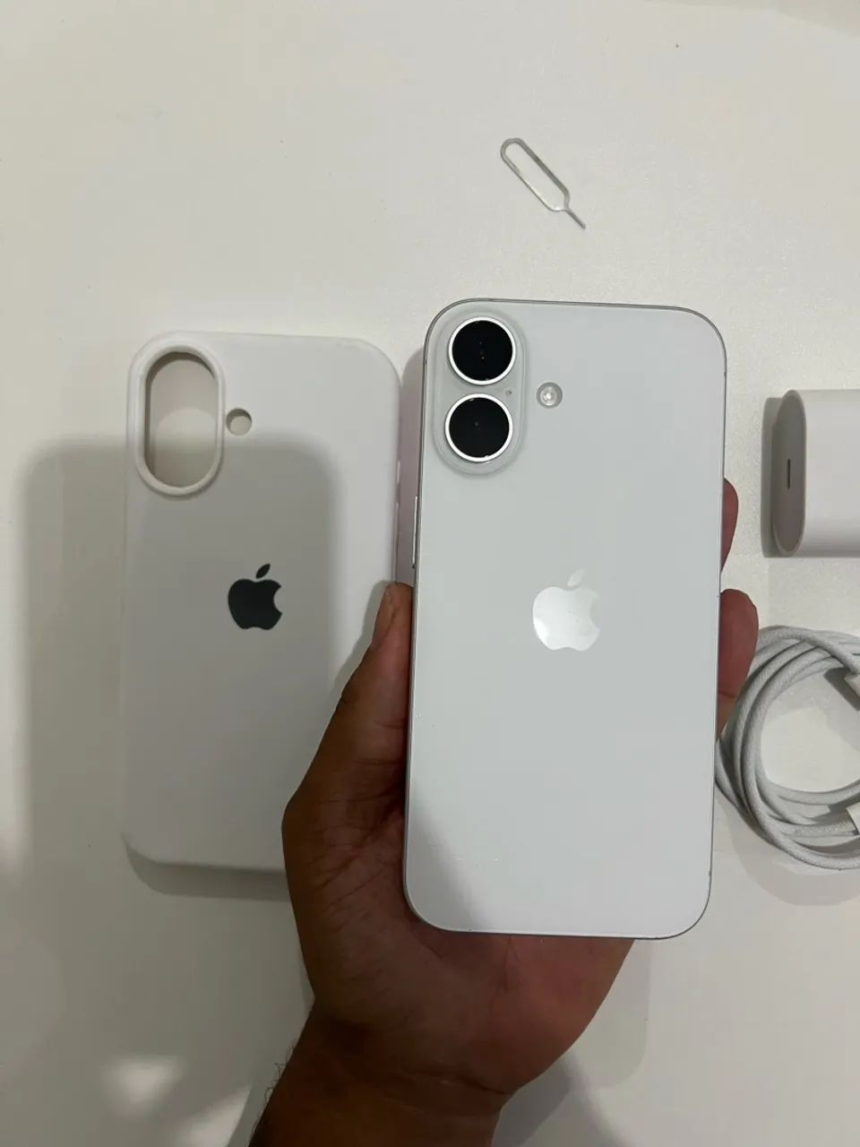 iPhone 16 128gb na garantia