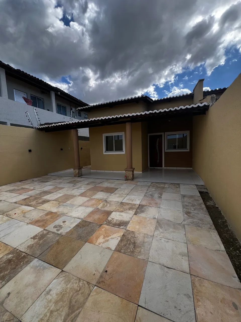 VENDO CASA NO MARACANAÚ/CE