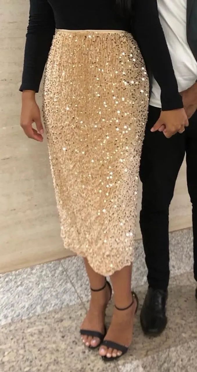 Vestidos e saias de tule e paetê  - Foto 4