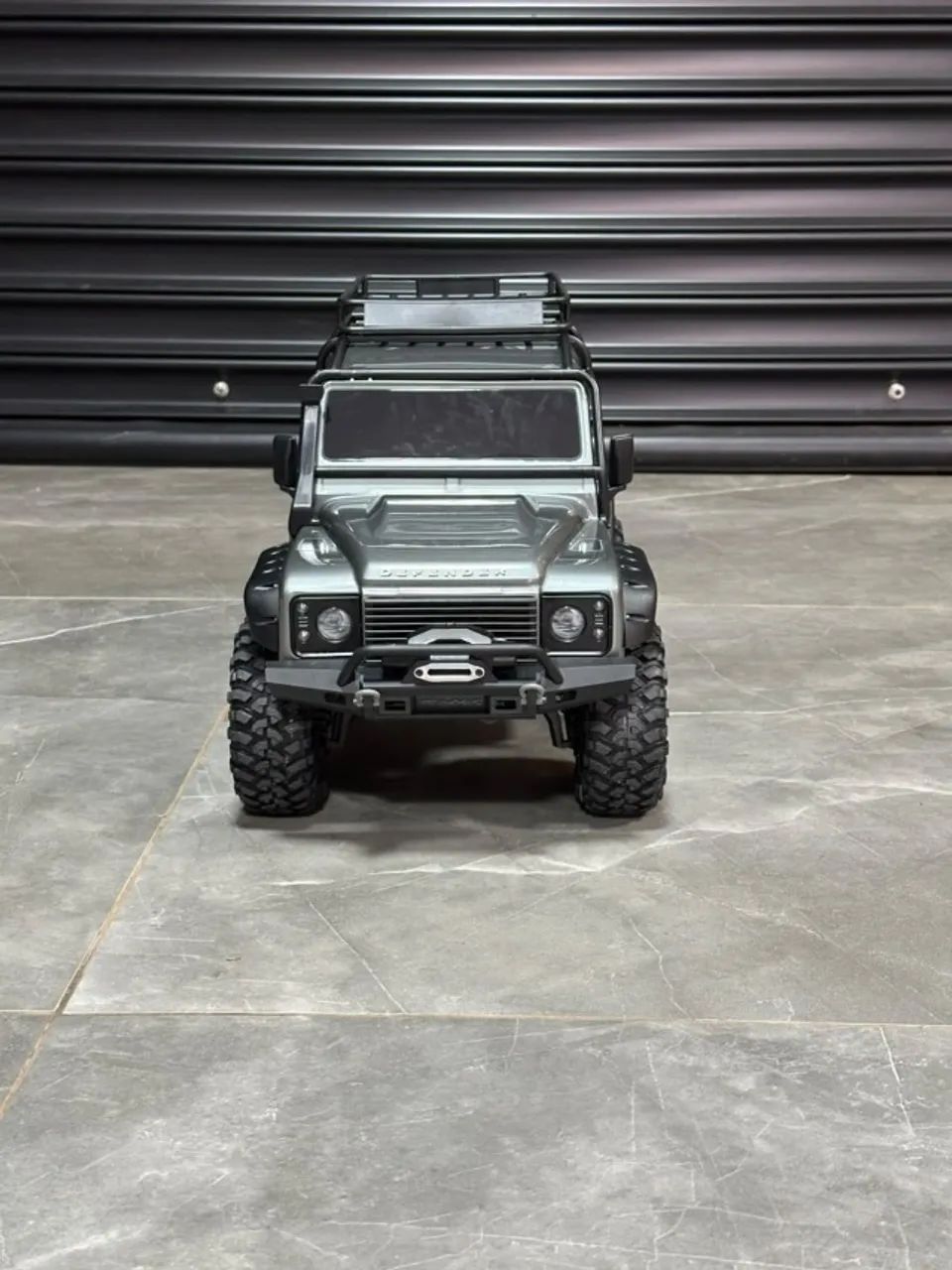Automodelo Traxxas TRX4 Crawler Defender 1/10 - Foto 4