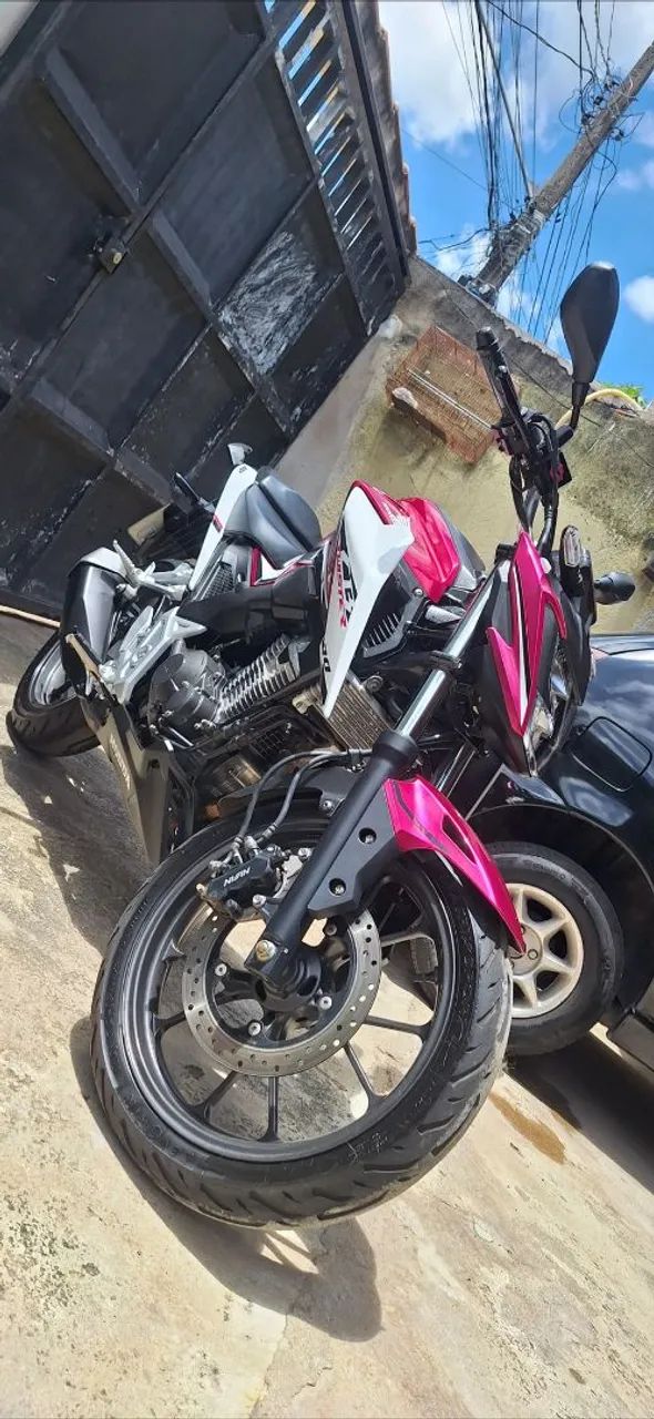 CB300F  - Foto 2