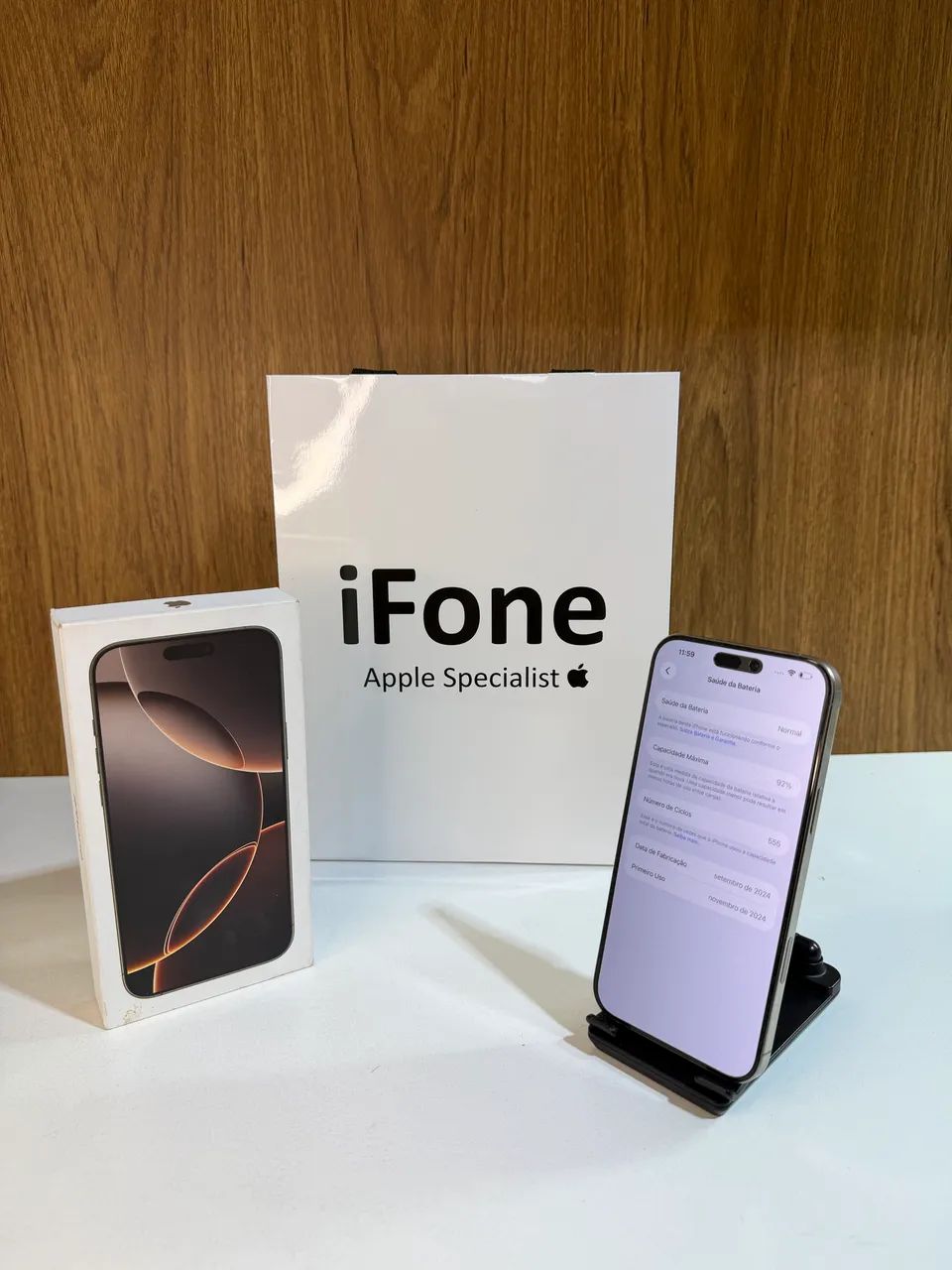iPhone 16 Pro Max 256gb Todo Original com caixa e entrada chip.