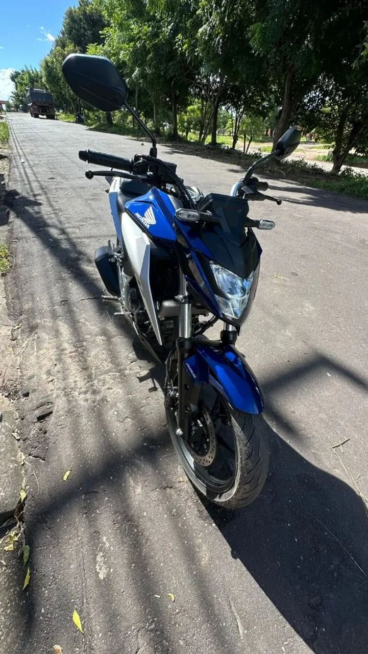 Cb300f 2026 - Foto 2