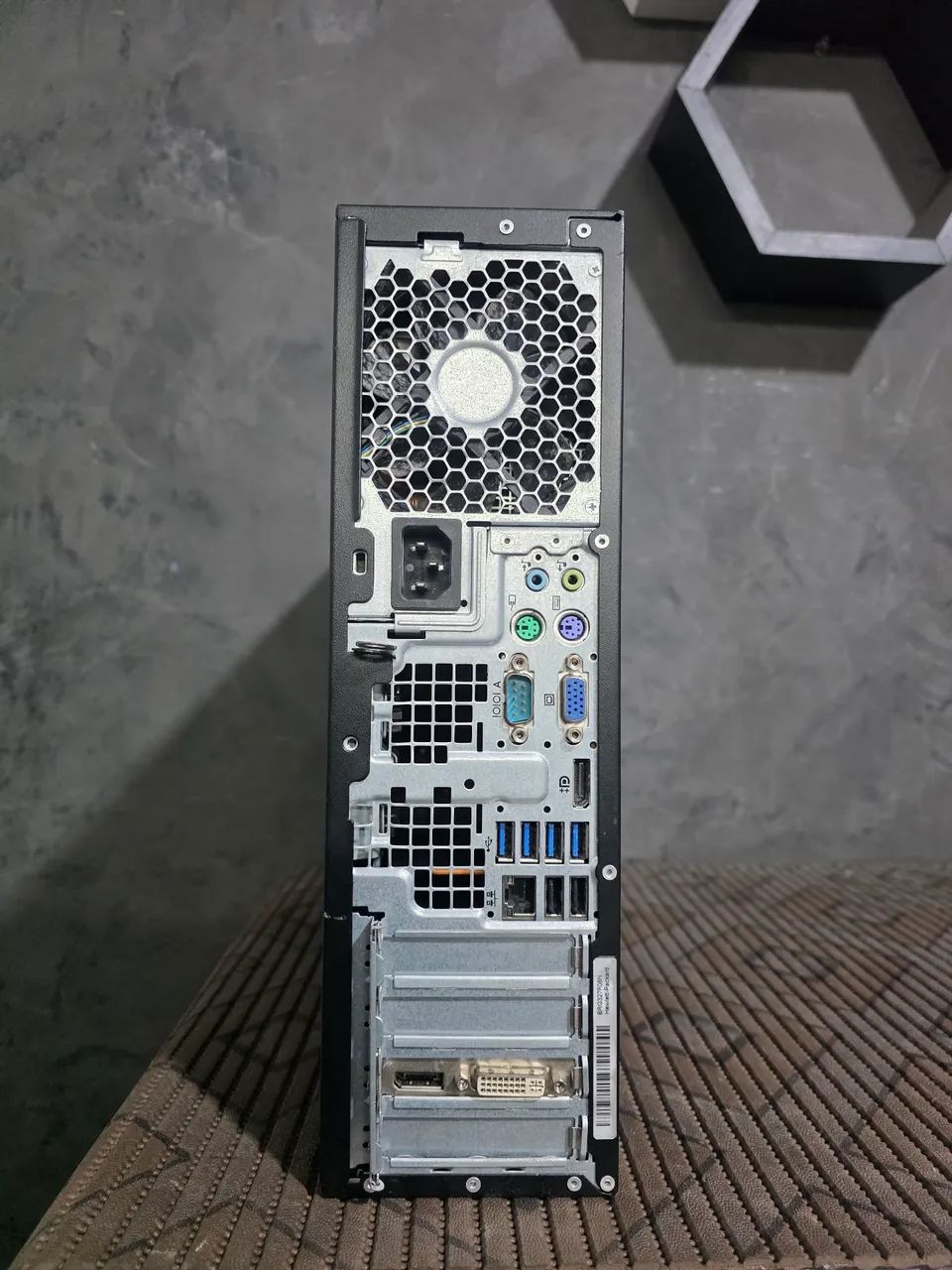 Desktop HP/ Core i5 3470/ 8GB/ SSD 120GB/ HD 7000 2GB - Foto 2