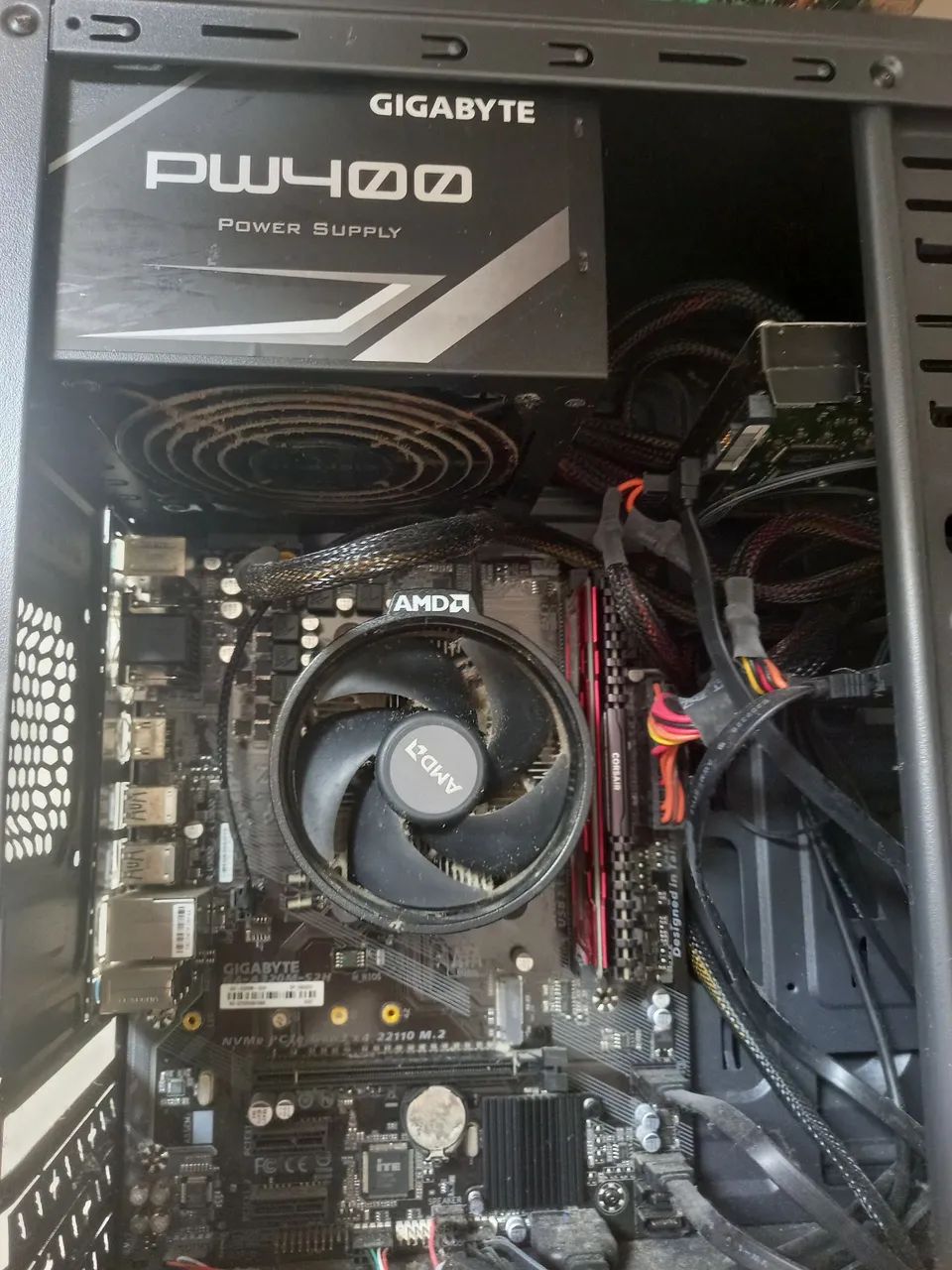 VENDO DESKTOP-AMD RYZEN 3 2200G 16 GIGAS DE RAM - Foto 4