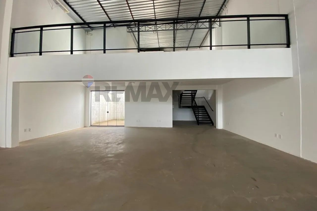Salão novo para alugar 407 m² Av Cillos