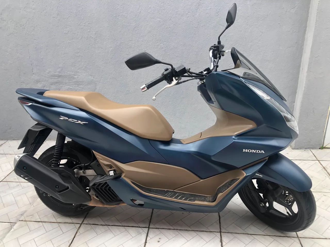 Vendo PCX e troco também  - Foto 3